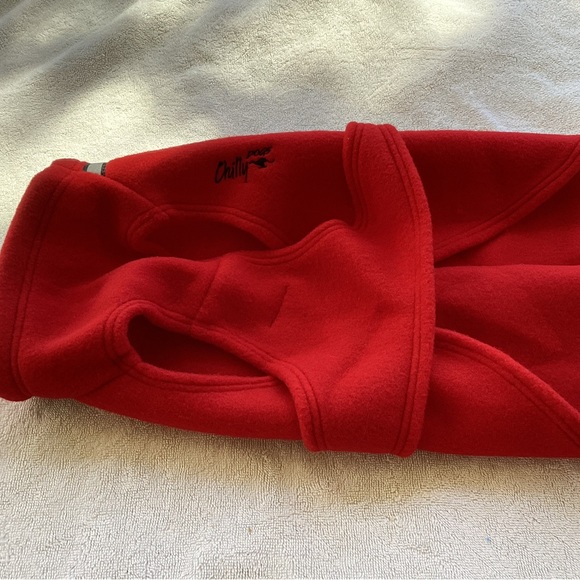 Chilly Dogs Fleece Sweater - Picture 6 of 6